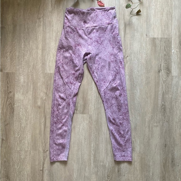 Gymshark Chalk Leggings Mallow Purple Splatter size medium - Picture 3 of 9